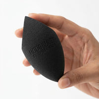 SilkLush Pro Beauty Blender - Rocket Shape